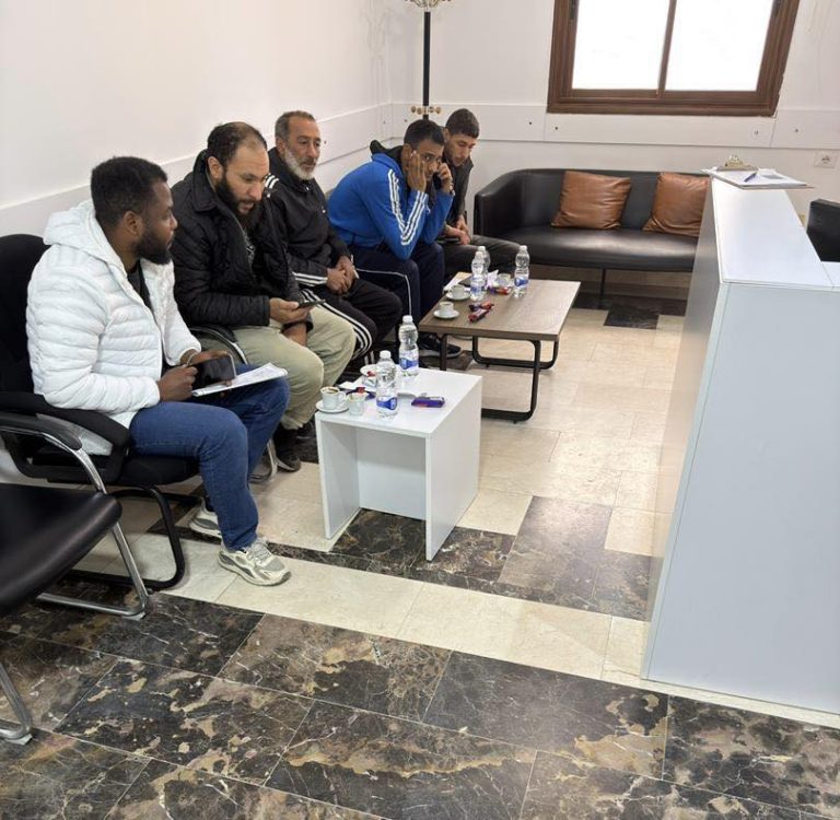 اهالي الضحايا